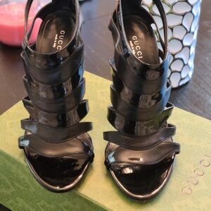 Gucci Black Patent Leather Heels